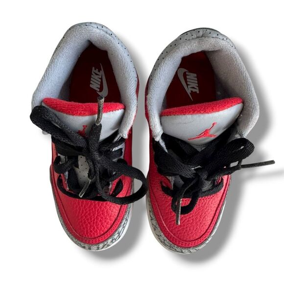 Air Jordan 3 Retro SE PS 'Unite' Kids Red Sneakers Size 11C - Picture 4 of 7